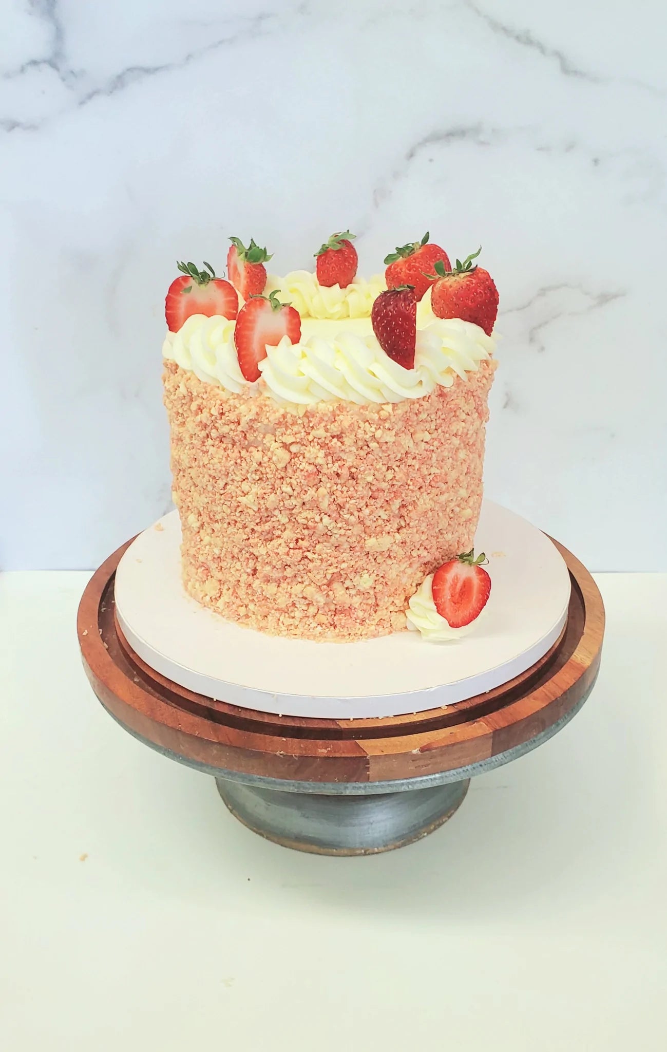 Strawberry Crunch Cake